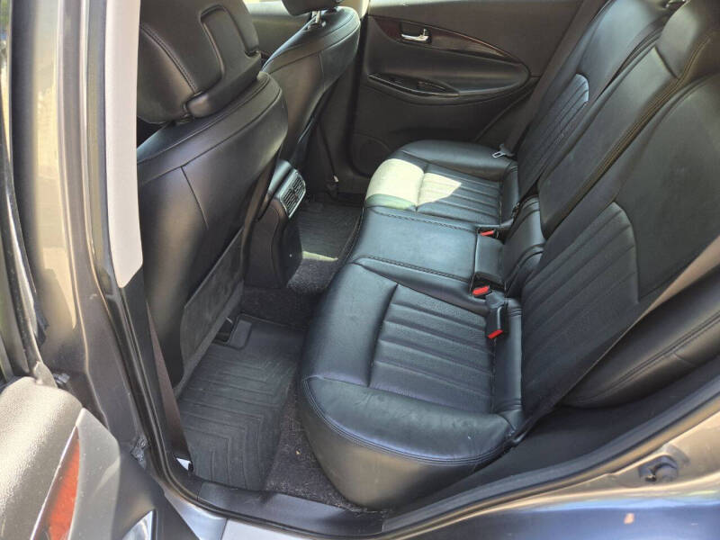 2013 INFINITI EX Journey - Photo 20