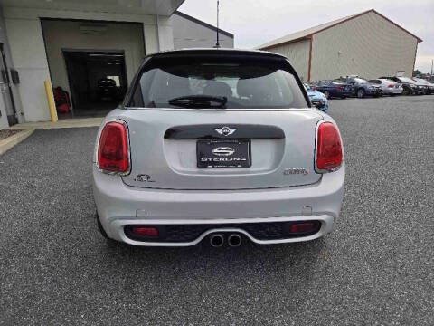 2016 MINI Hardtop 4 Door Cooper S
