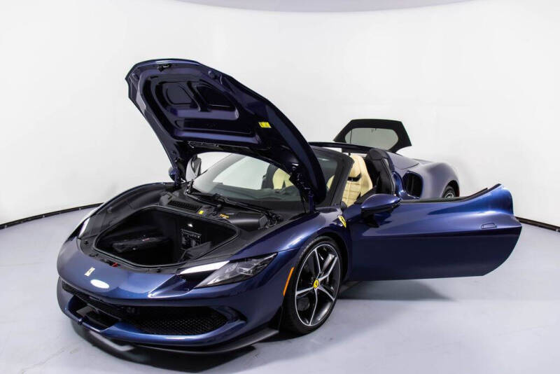 2024 Ferrari 296 GTS
