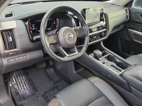 2024 Nissan Pathfinder Platinum