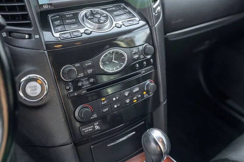 2012 Infiniti FX35