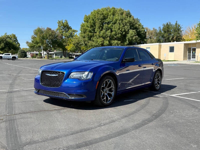 2018 Chrysler 300 Touring