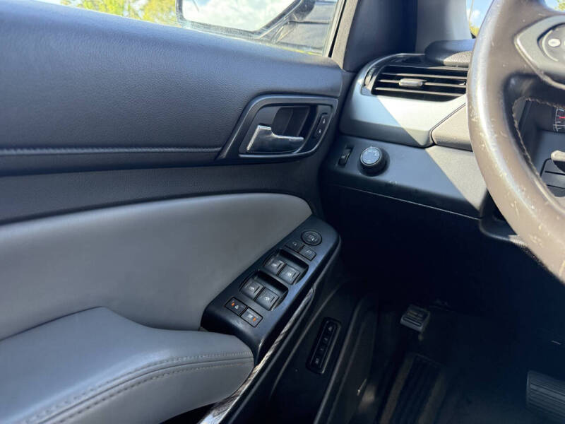 2015 Chevrolet Suburban LT