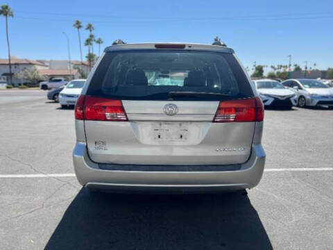 2005 Toyota Sienna LE 7 Passenger