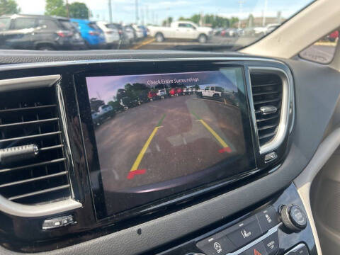 2022 Chrysler Pacifica Touring L