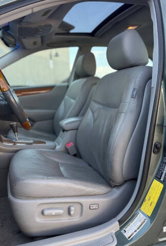 2005 Lexus ES 330