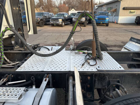 2021 International RH613