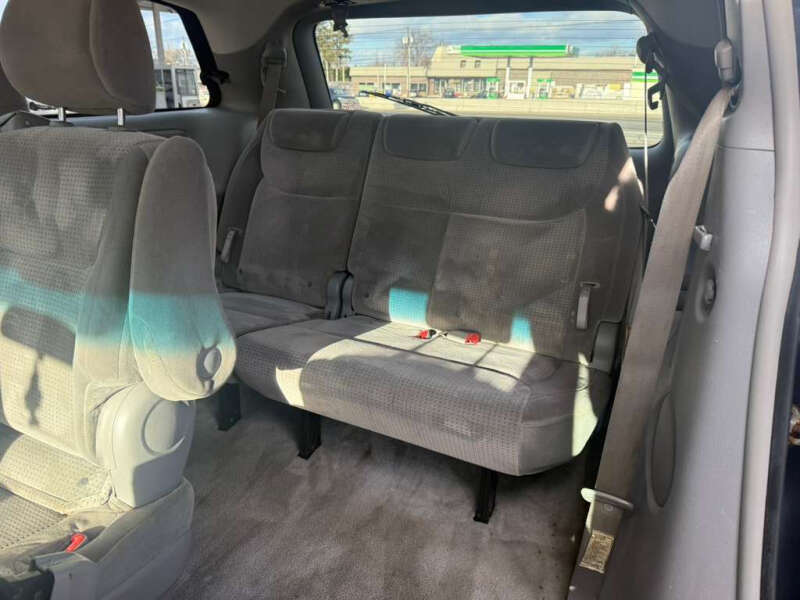 2007 Toyota Sienna LE 8-Passenger