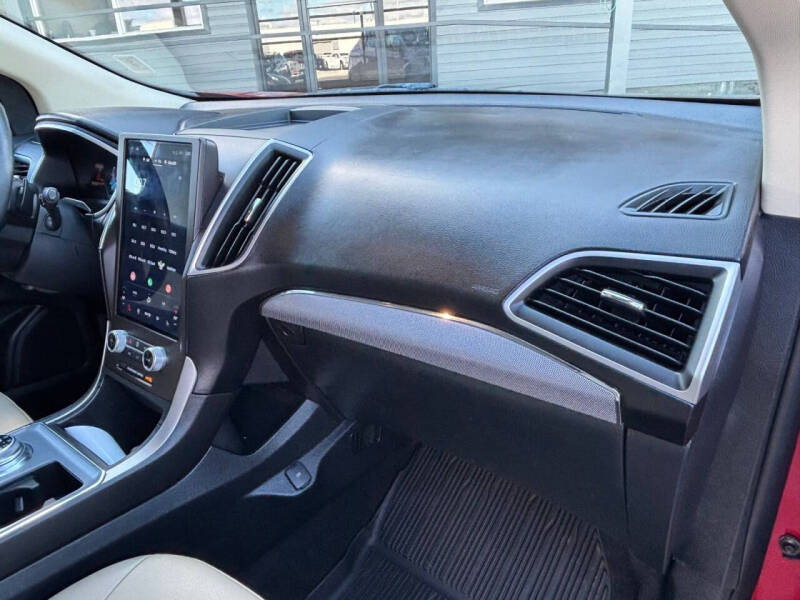2021 Ford Edge SEL