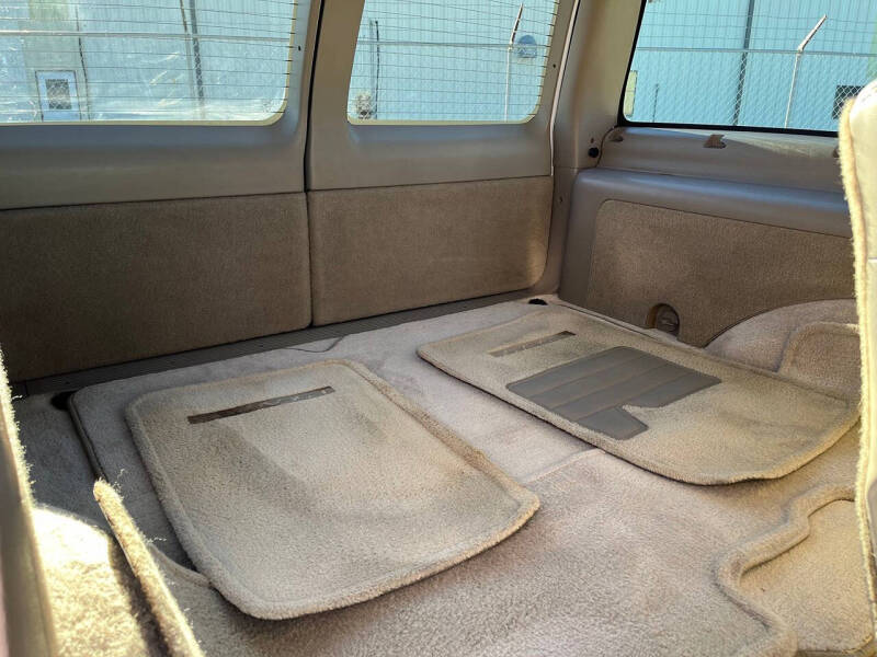 2000 Cadillac Escalade