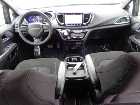 2022 Chrysler Pacifica Touring