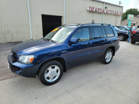 2004 Toyota Highlander for sale at De Anda Auto Sales in Storm Lake IA