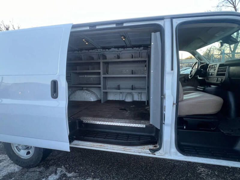 2021 Chevrolet Express 3500