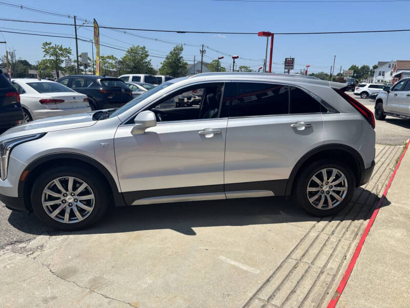 2019 Cadillac XT4 Premium Luxury