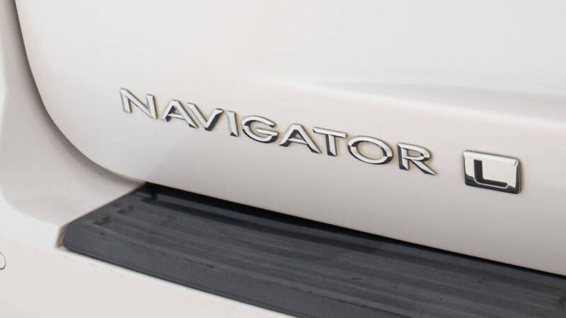 2017 Lincoln Navigator L Select