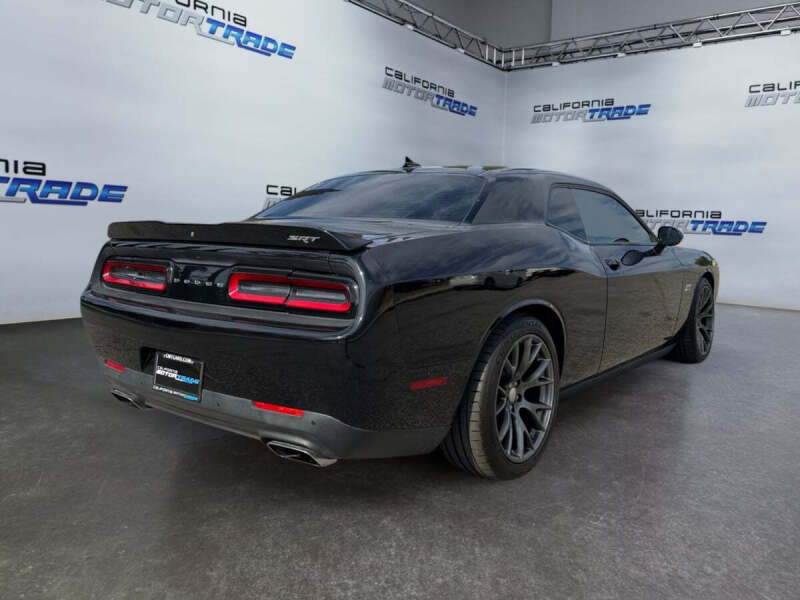 2016 Dodge Challenger SRT 392