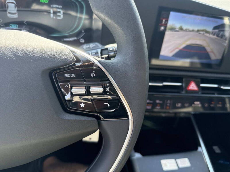 2026 Kia Niro LX