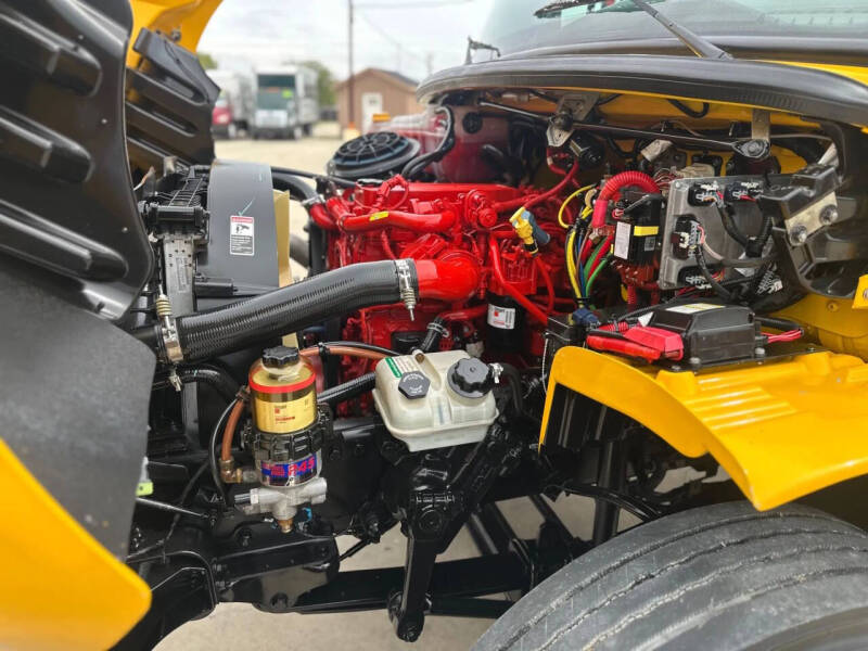 2020 Freightliner M2 106