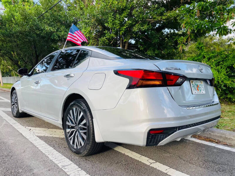 2023 Nissan Altima 2.5 SV