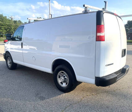 2017 Chevrolet Express 2500