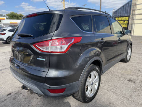 2016 Ford Escape SE
