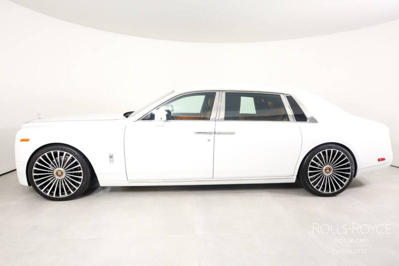 2022 Rolls-Royce Phantom EWB