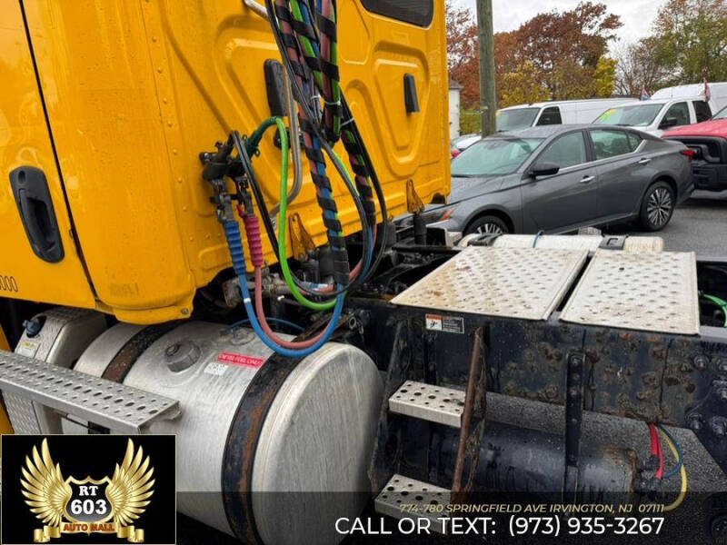 2019 Freightliner Cascadia