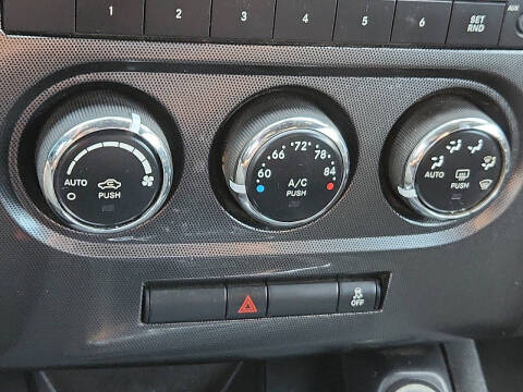 2013 Dodge Challenger SXT