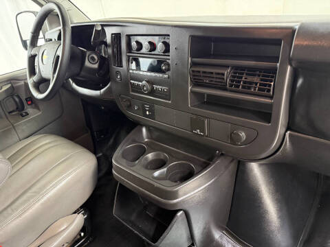 2017 Chevrolet Express 2500