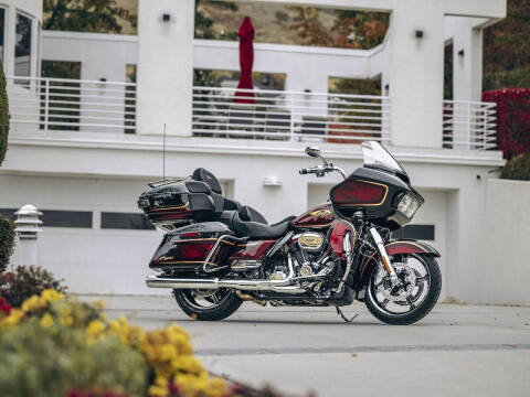 2023 Harley-Davidson CVO Road Glide Limited Anniver