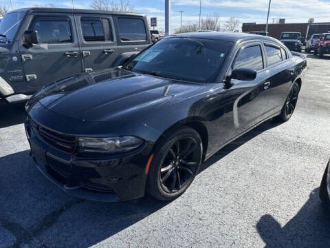 2017 Dodge Charger for sale at GUPTON MOTORS, INC. in Springfield TN