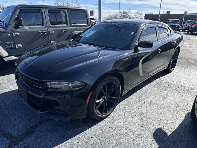 2017 Dodge Charger for sale at GUPTON MOTORS, INC. in Springfield TN