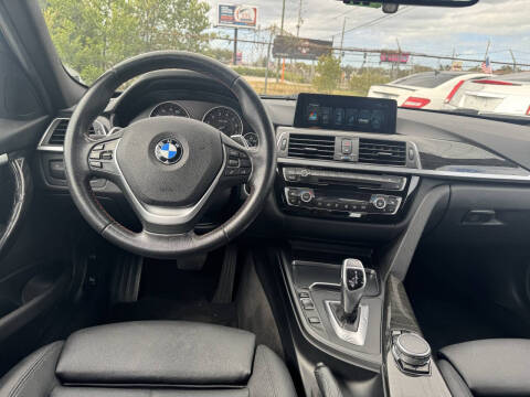 2017 BMW 3 Series 330i xDrive