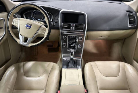 2015 Volvo XC60 T5 Drive-E Premier