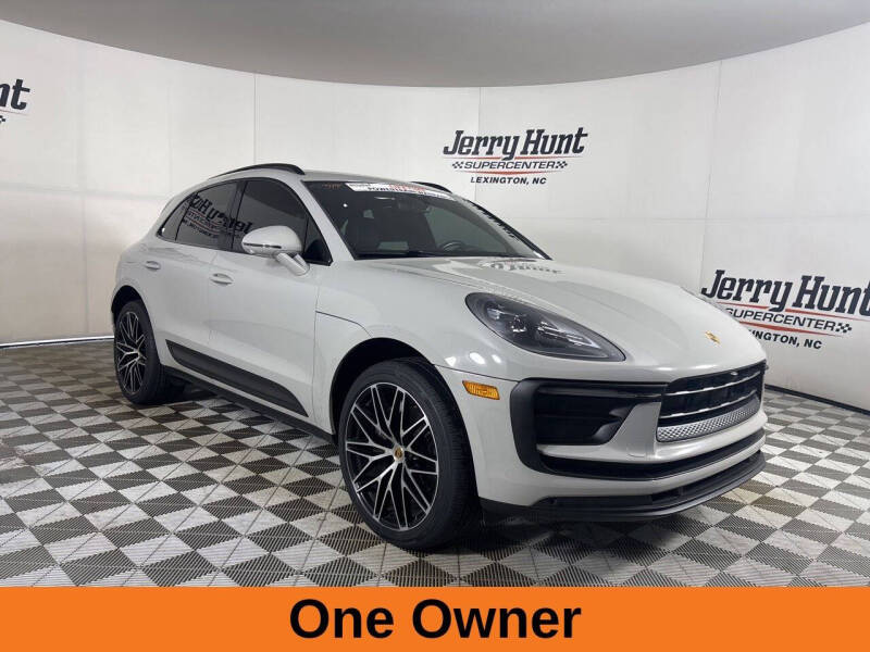 2022 Porsche Macan