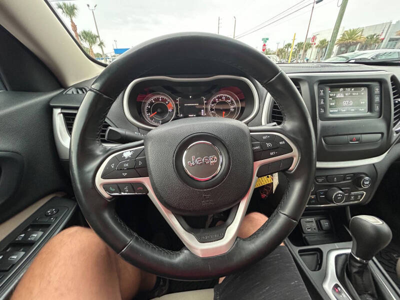 2017 Jeep Cherokee Latitude