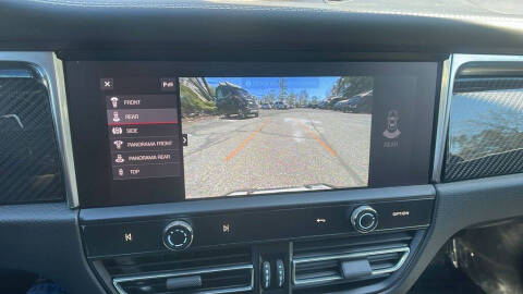 2024 Porsche Macan S