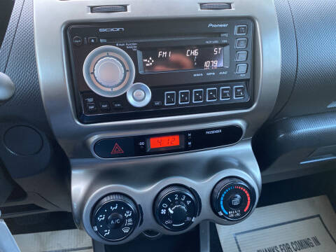 2011 Scion xD Release Series 3.0
