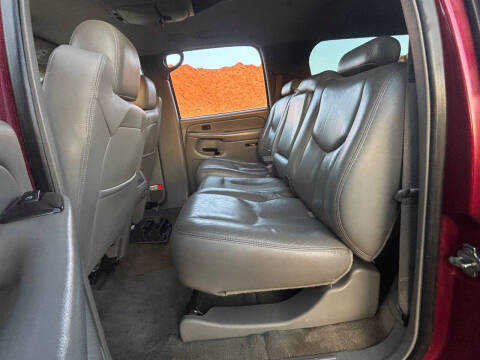 2004 Chevrolet Suburban 2500 LS