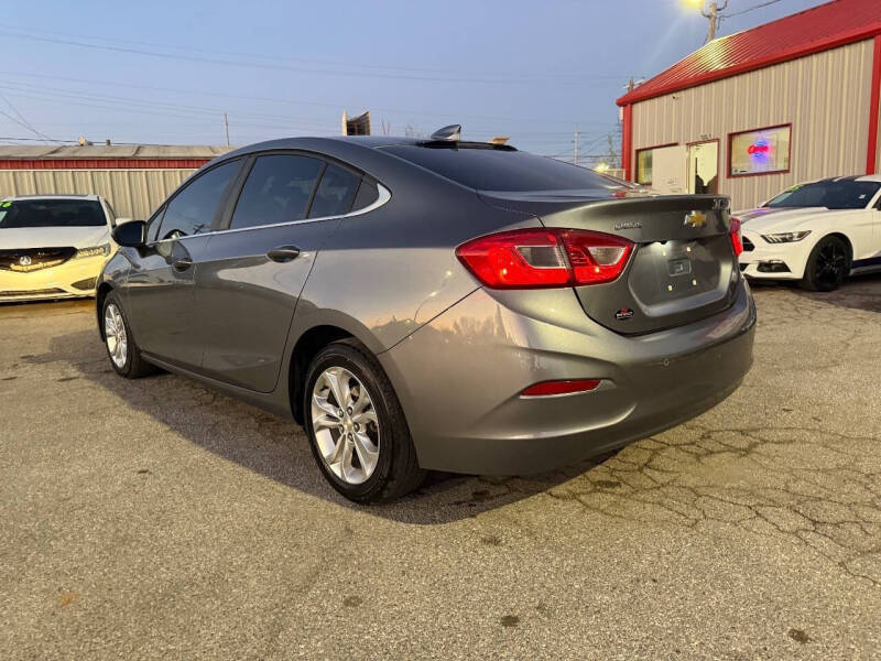 2019 Chevrolet Cruze LT
