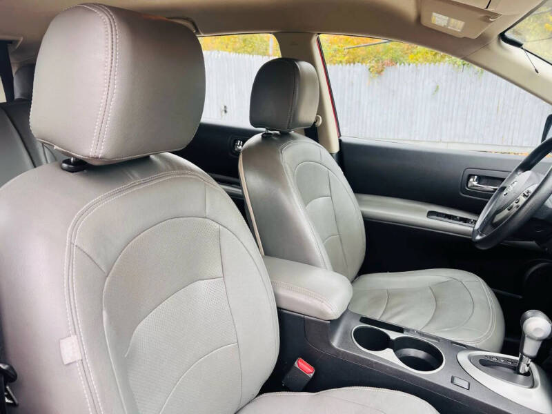 2014 Nissan Rogue Select S