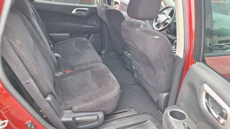 2014 Nissan Pathfinder S