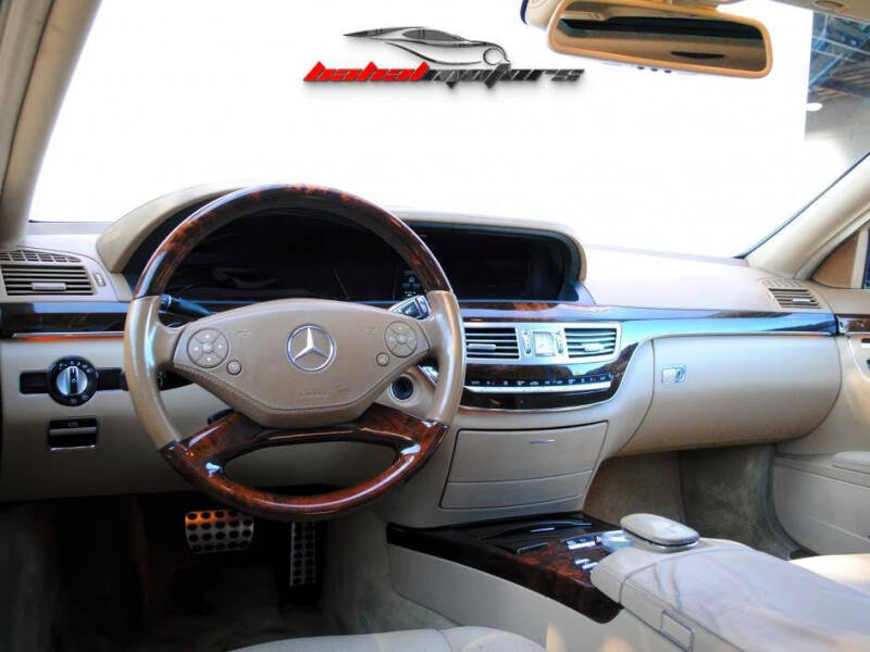 2013 Mercedes-Benz S-Class S 550