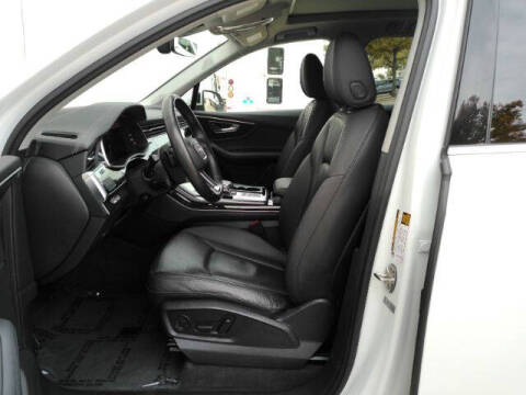 2023 Audi Q7 quattro Premium Plus 45 TFSI