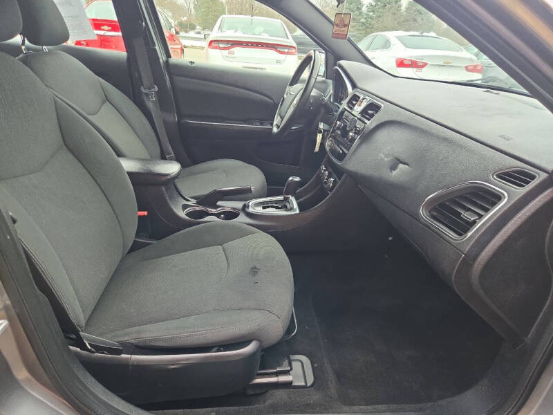 2011 Chrysler 200 Touring