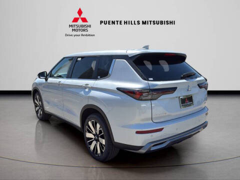 2026 Mitsubishi Outlander SE