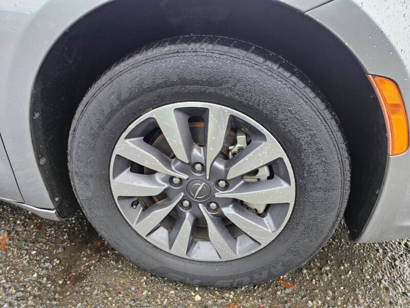 2021 Chrysler Pacifica Touring L