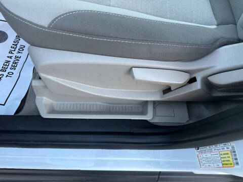 2014 Ford C-MAX Hybrid SE