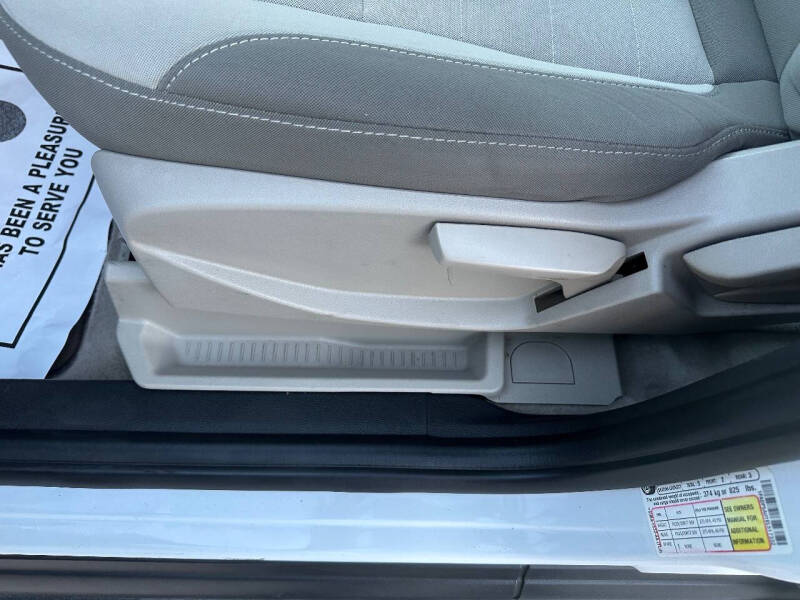 2014 Ford C-MAX Hybrid SE