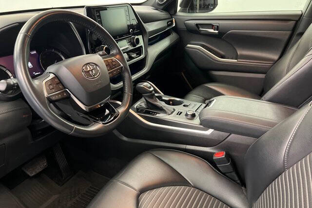 2021 Toyota Highlander XSE